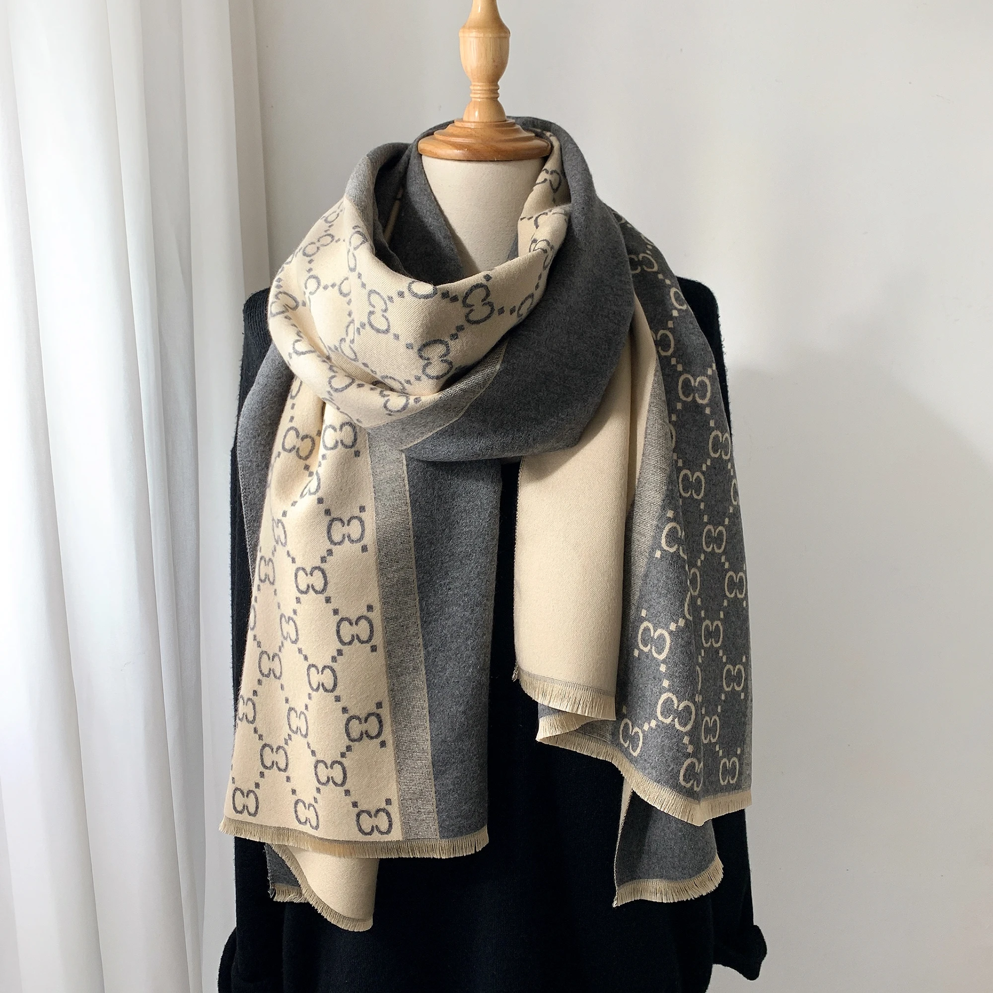 2025 Autumn and Winter New Eur - огляд і ціна Wool Scarf Men