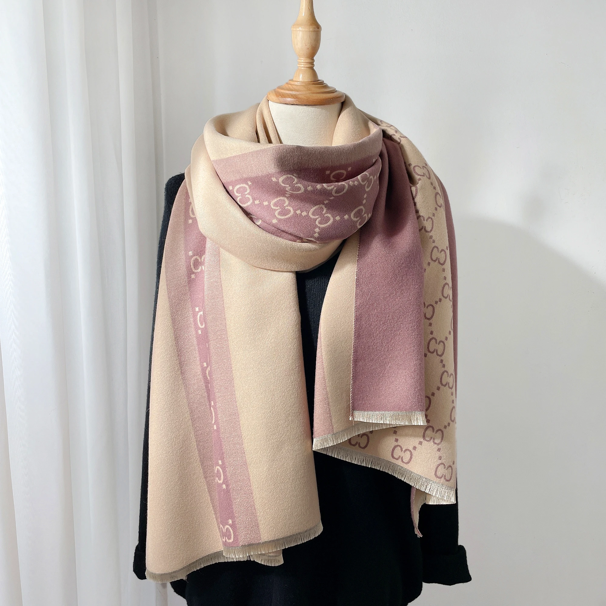 2025 Autumn and Winter New Eur - огляд і ціна Wool Scarf Men